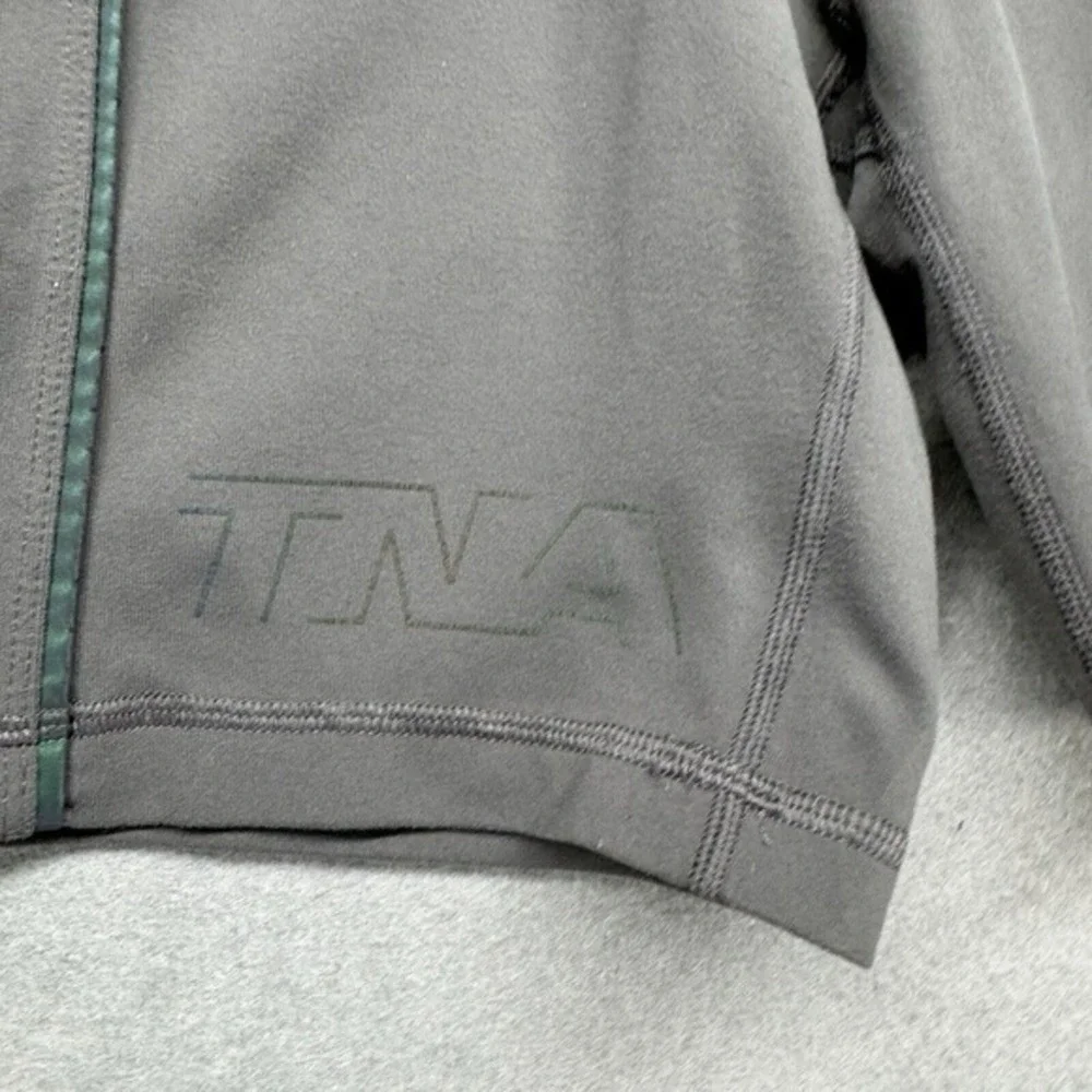 TNA Aritzia Shorts Womens Size Small Gray Atmosphere Biker Reflective‎ Workout